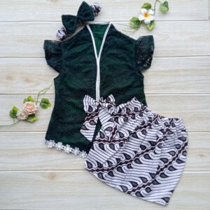 Home kebaya reyna