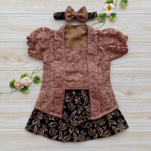 Home kebaya kutubaru